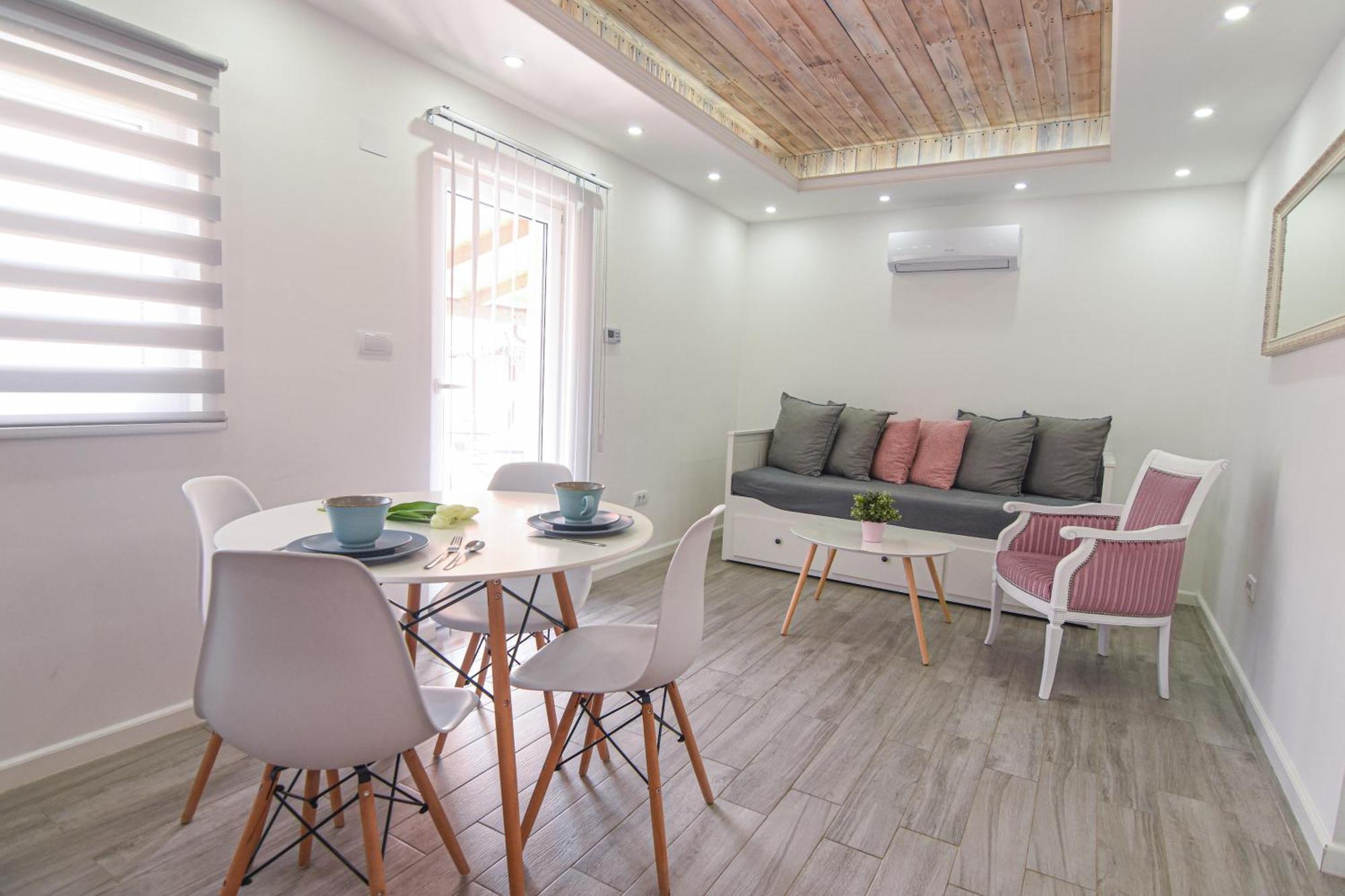 Gardenlux Vrdnik Appartement Buitenkant foto